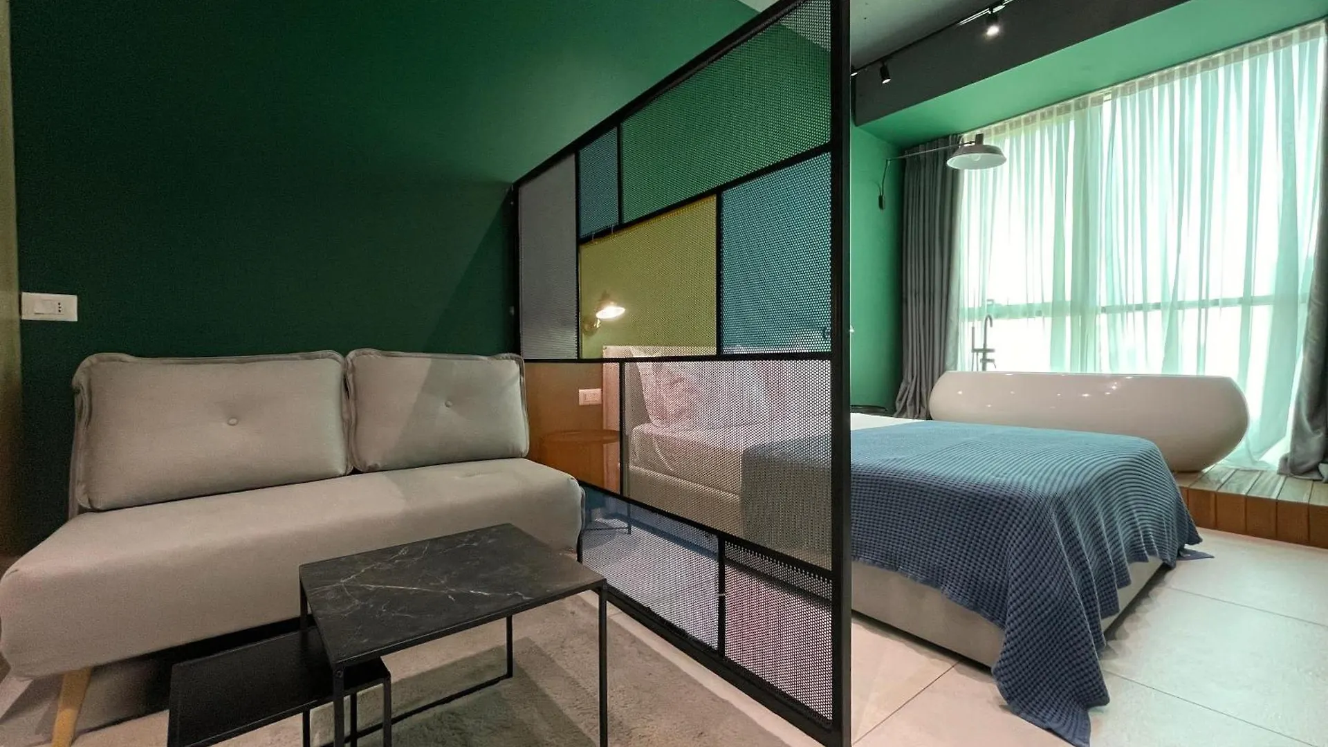 Ambassador Skyline Apartments Tirana Hotel apartamentowy