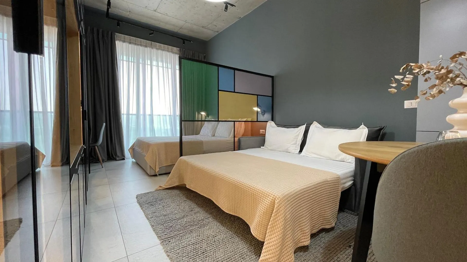 Ambassador Skyline Apartments Tirana Hotel apartamentowy